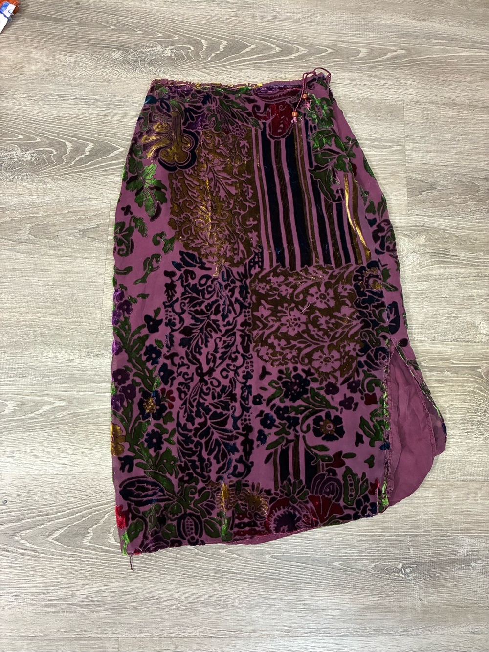 Lance Karesh Velvet Silk Burnout Skirt Size 6 purple Anthropologie